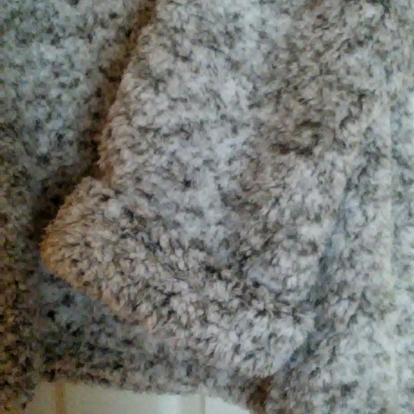 🌺SALE Oversized sherpa cowl neck pullover - Picture 6 of 7